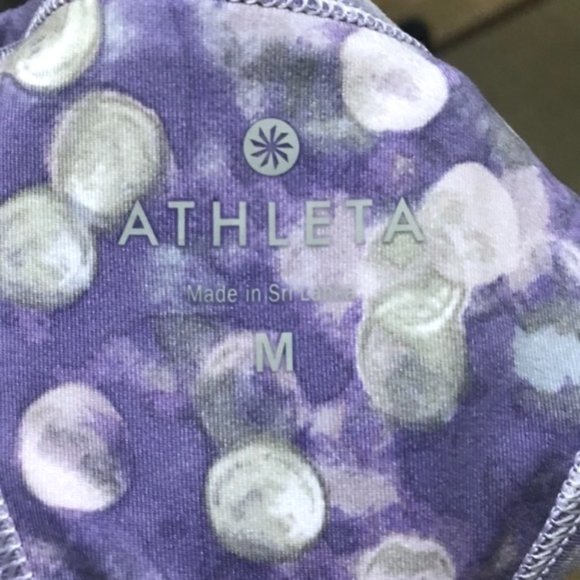 💜♡VIDEO-FREE WITH PURCHASE over $40 Pretty Purple Dot Athleta Tank - So soft!!! - Picture 3 of 11